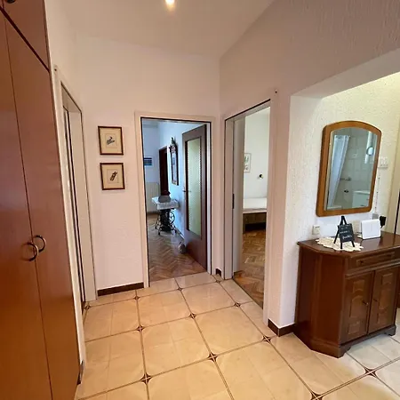 Goga Apartment